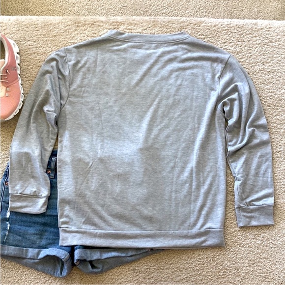 Smiley Face Grey Long Sleeve Pullover/Top - Picture 5 of 5